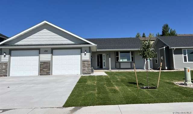 1642 Elsie Jean Trail