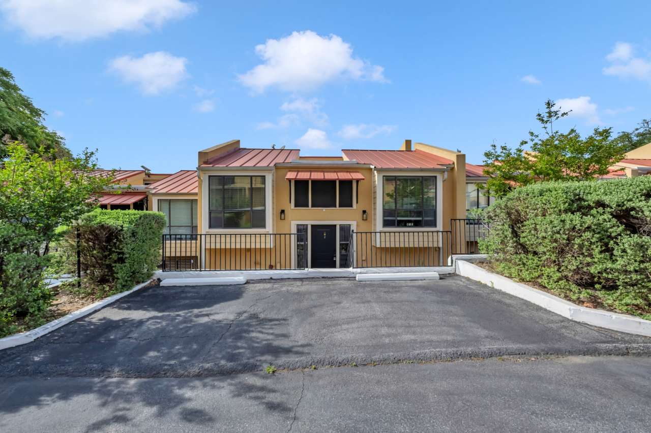 402 Hi Stirrup Unit E2