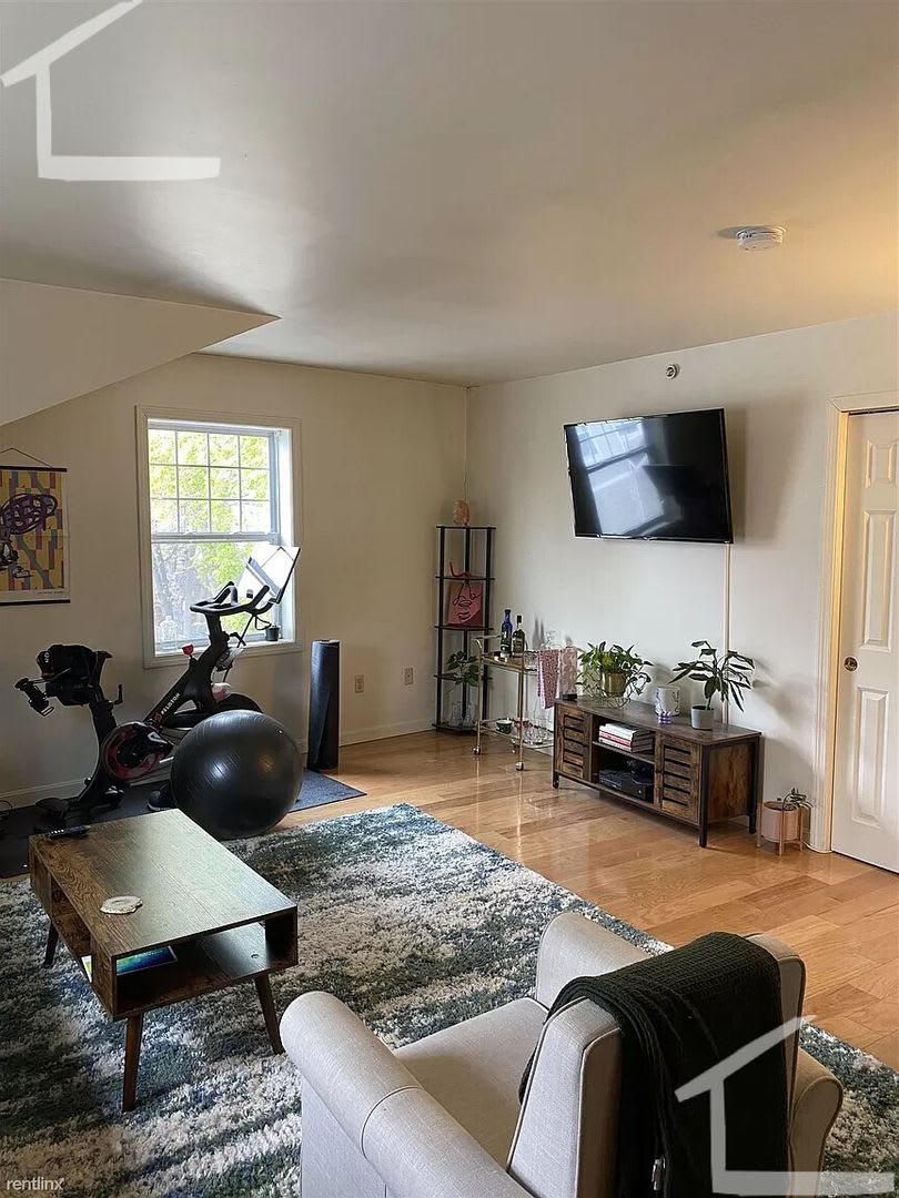 5 BED 2.5 BATH IN ALLSTON!!!!!!