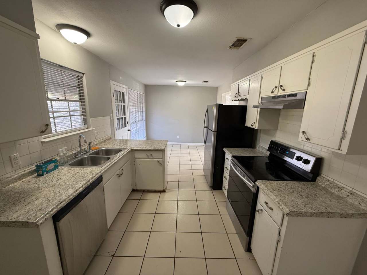 Completely Remodeled 3 bedroom 2 bath, 2 Car Garage AVAILABLE!