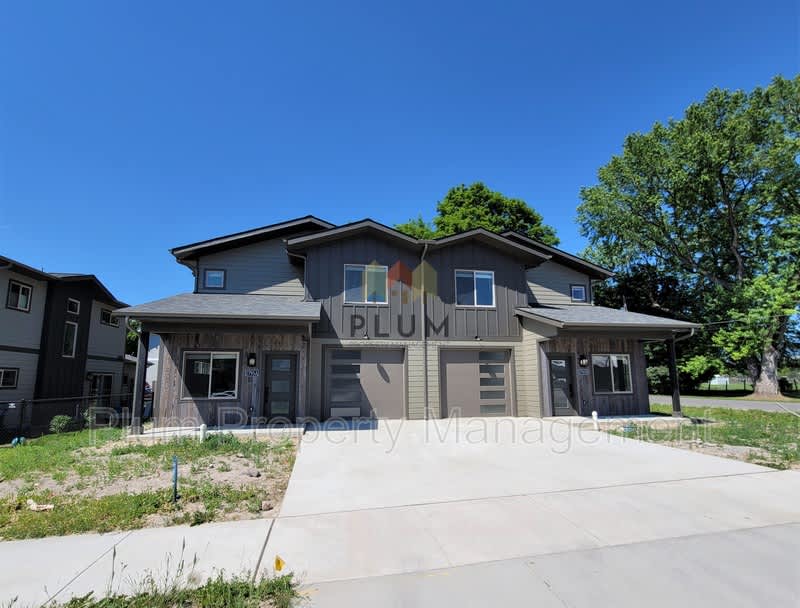 2795 Hamilton Way