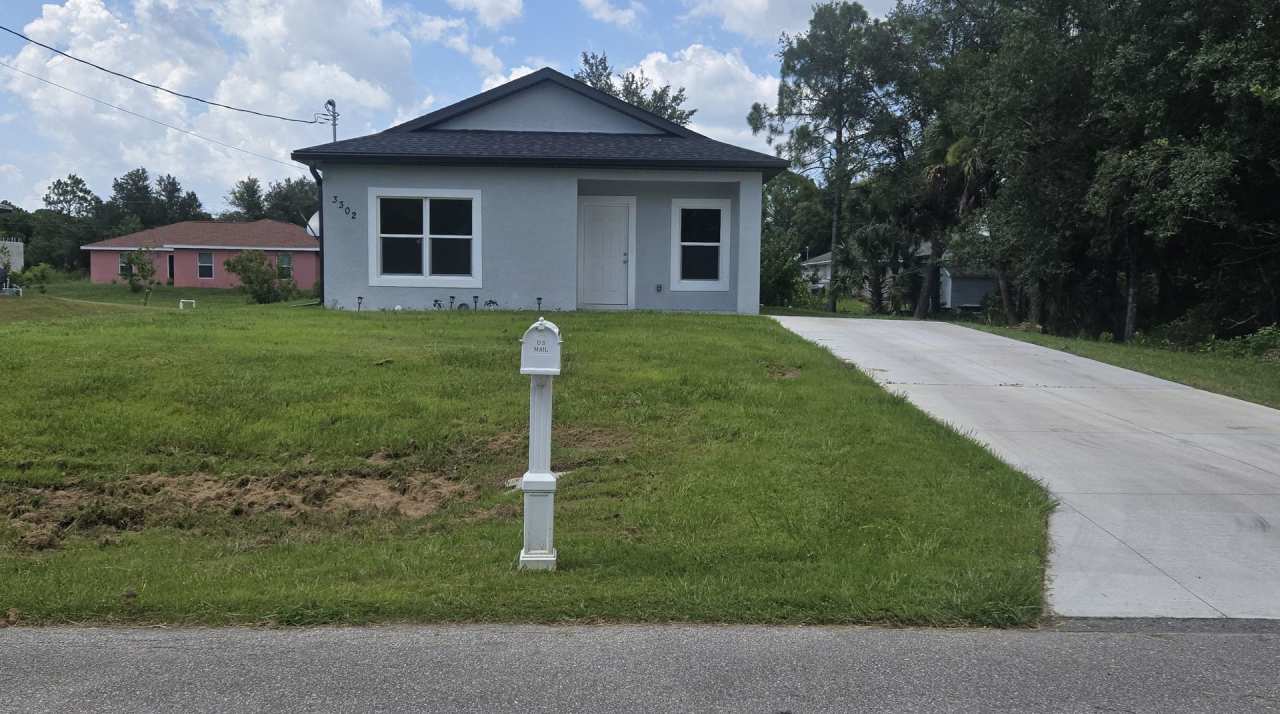 Cute Two Bedroom Cottage-MOVE IN READY