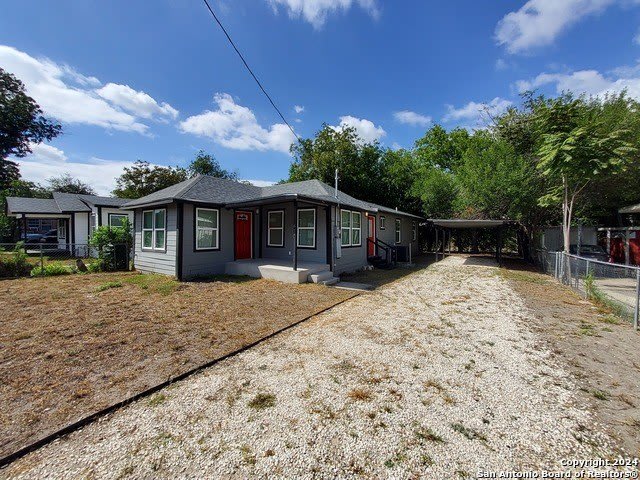 631 W THEO AVE