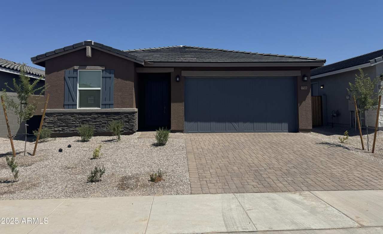 17586 W monroe Street