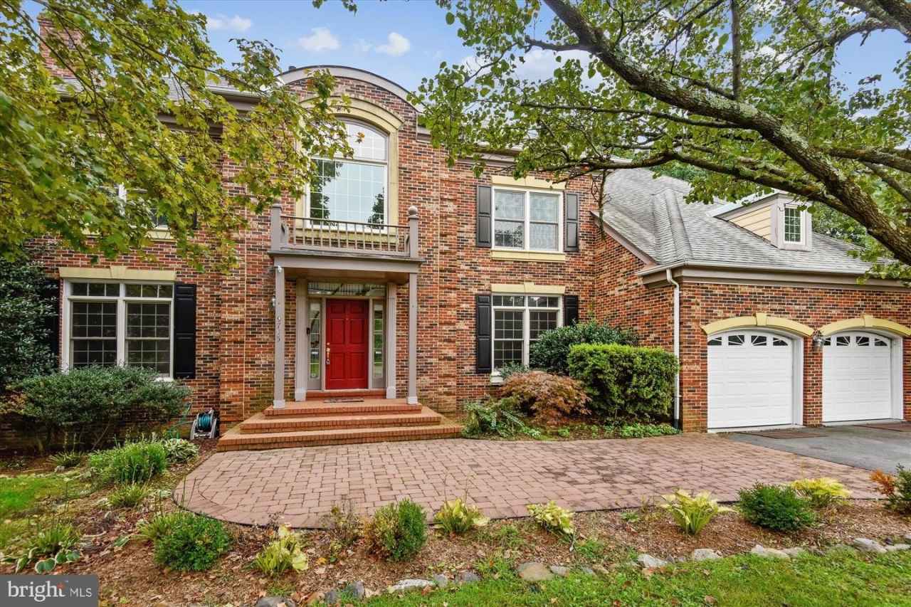 9715 MIDDLETON RIDGE RD