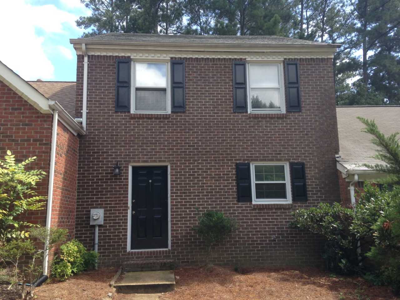 155 Williamsburg Way: AVAILABLE NOW!