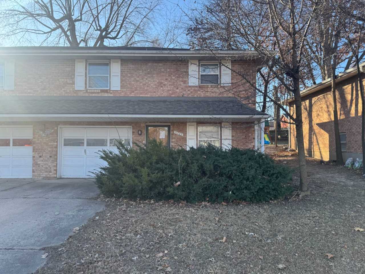 ***6 OR 12 MONTH LEASE OPTIONS***4BR 2BA Home w/ Central Air • Porch • Great Location in Independence