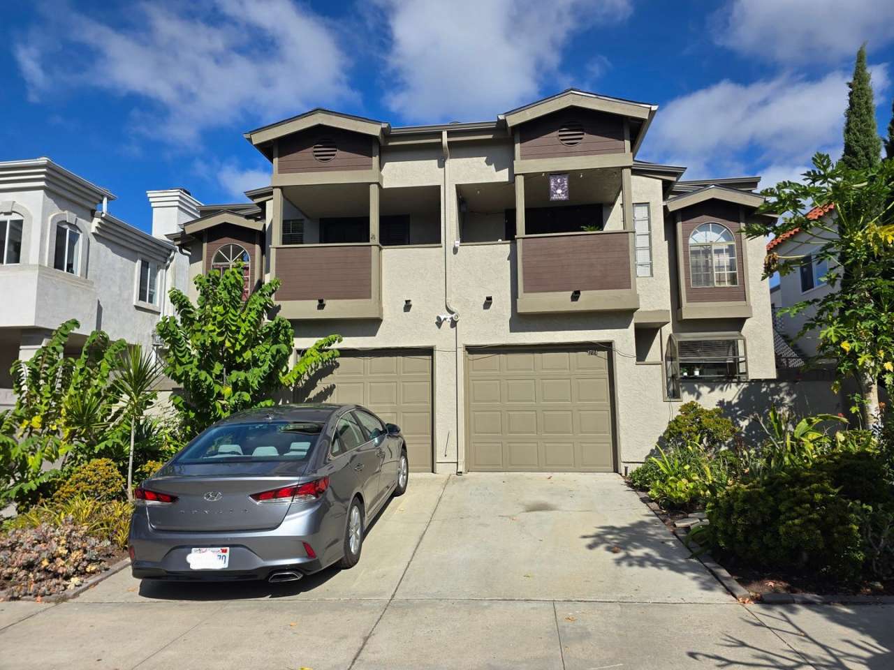 2 Bed, 2.5 Bath Townhome in Pacific Beach