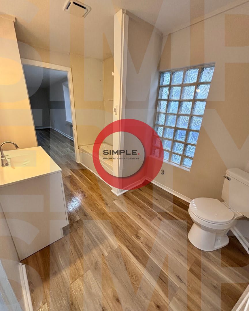 Cozy 2 bedroom house fully renovated