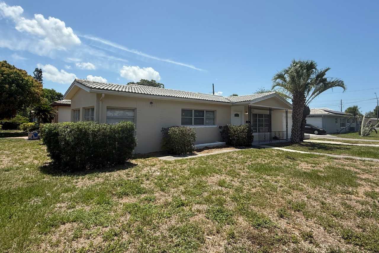 Tyrone single family home 2/1