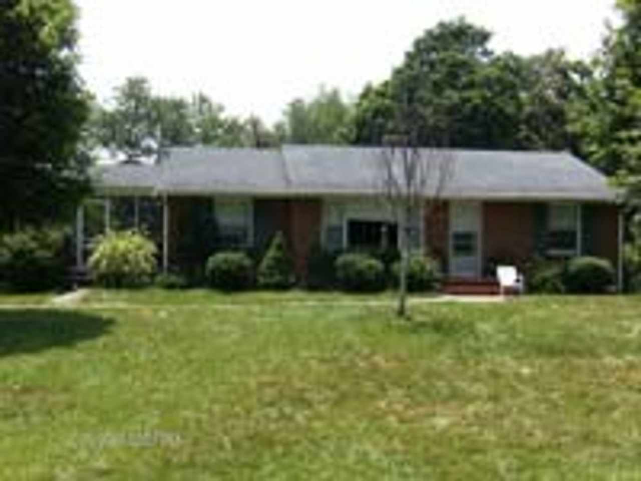 3 Bedroom, 2 Bath House