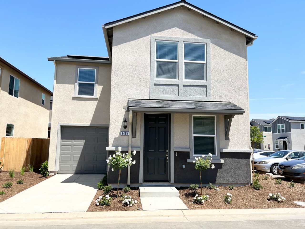 Brand new 3 bedroom / 2.5 bath in Clovis Unified School District