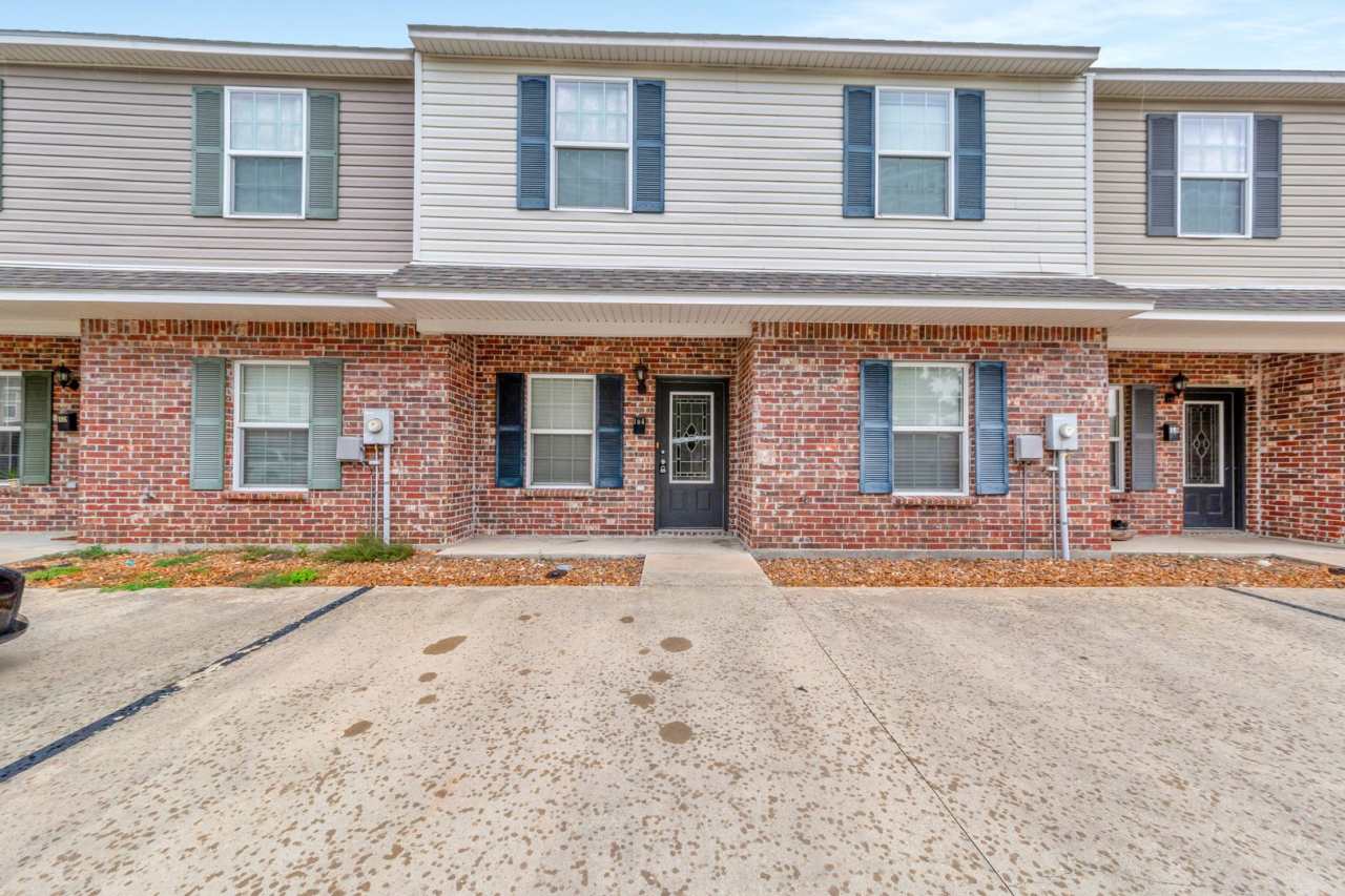 3 Bedroom Townhouse in Broussard