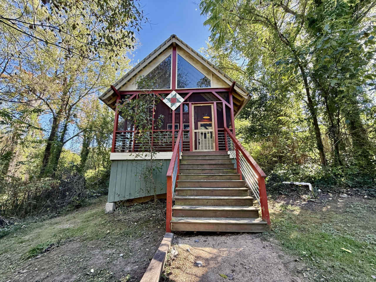 574 Primitive Street