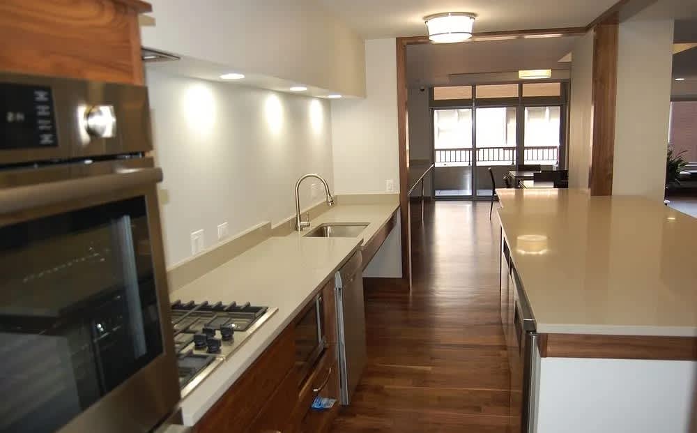 530 N Lake Shore Dr Apt 1007