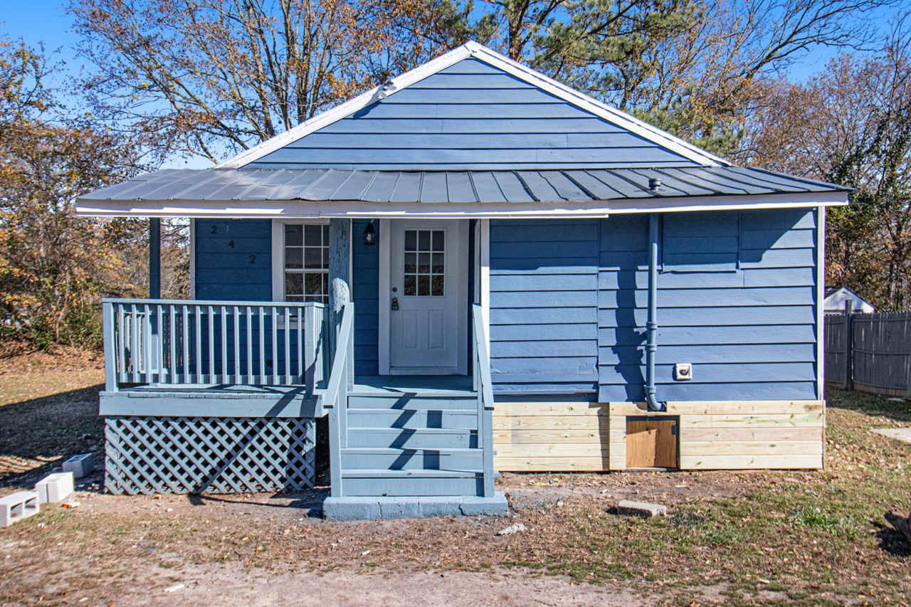 Charming Fully Renovated 2BR/1BA in the Heart of Loganville!