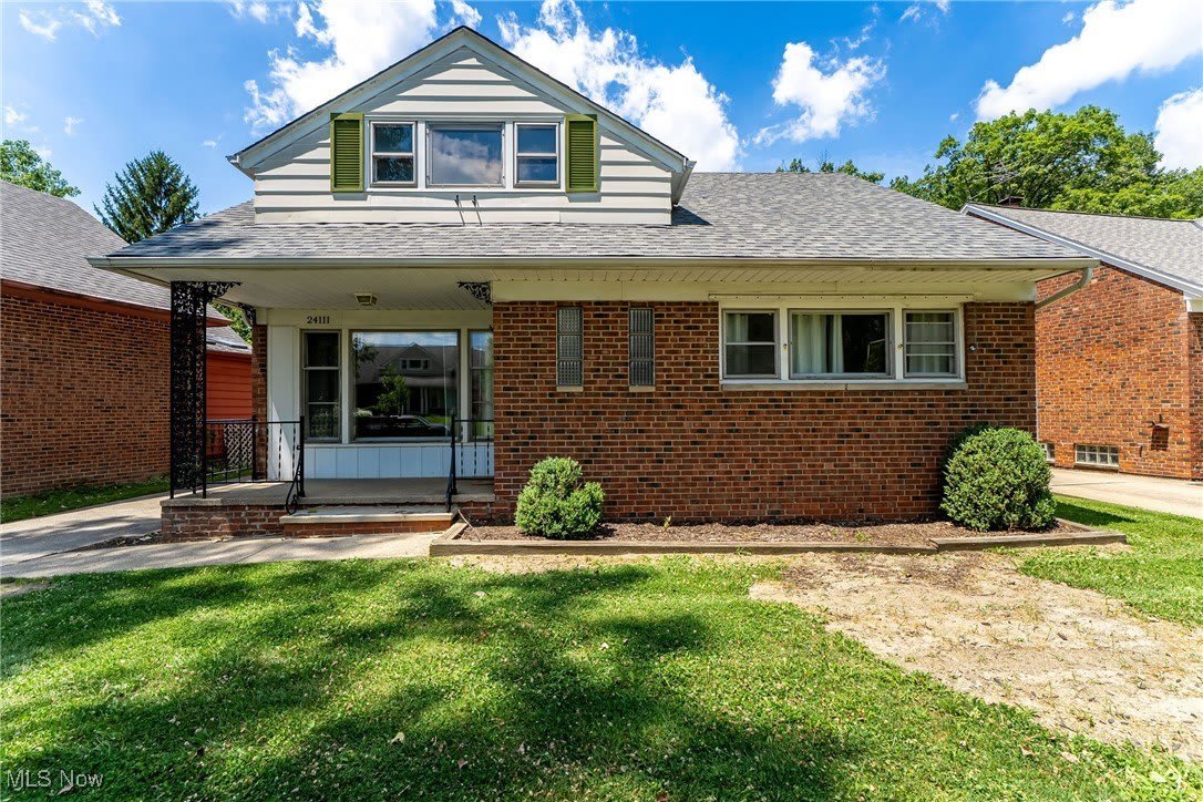 24111 Edgehill Drive