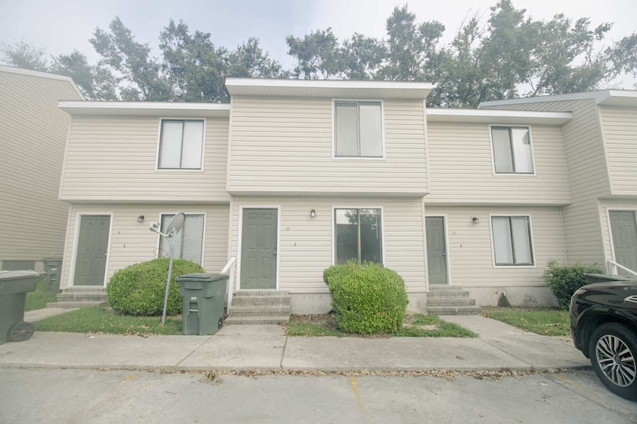 251 Knight Drive  #10 - 1