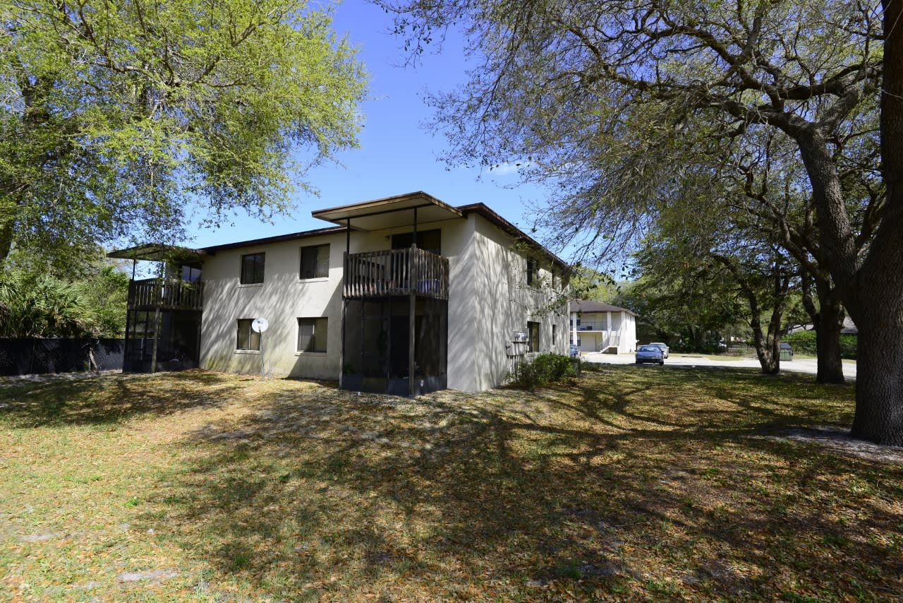 4564 Sleepy Oak Lane