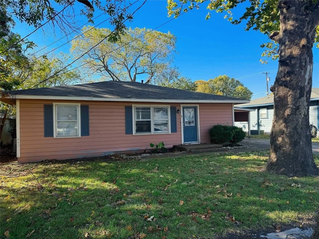 406 N College Street