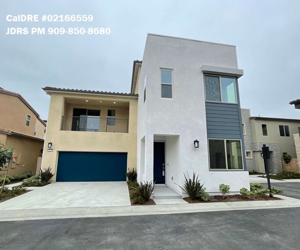 Lake Forest 3 Bedroom Home