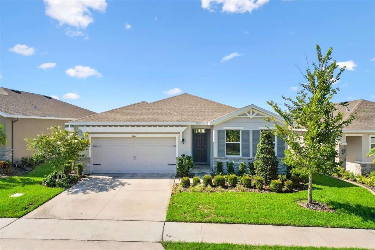 8022 PENROSE PLACE