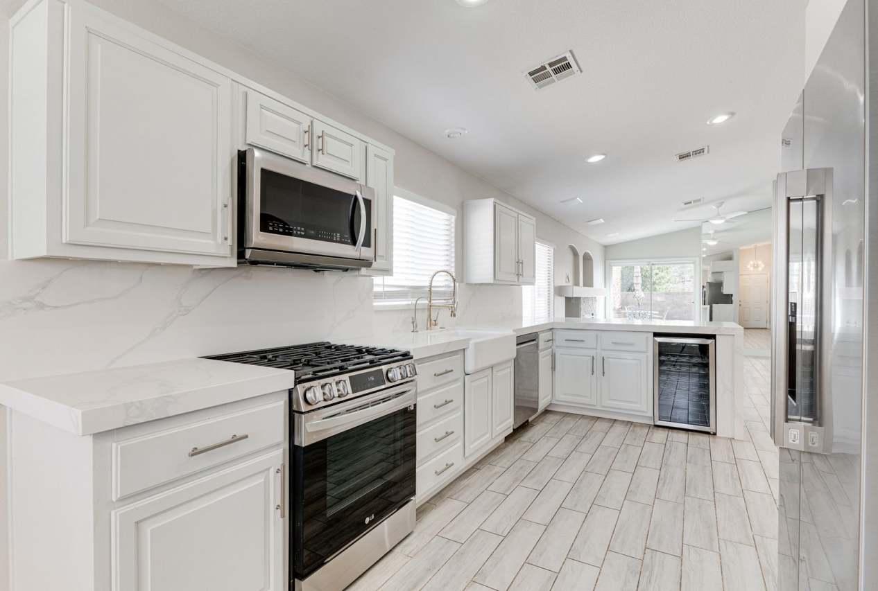 Beautifully Maintained 3-Bed Single-Story Home!