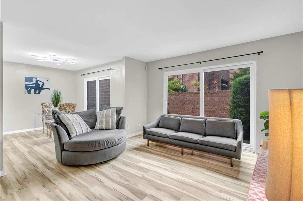 2262 PERNOSHAL Court