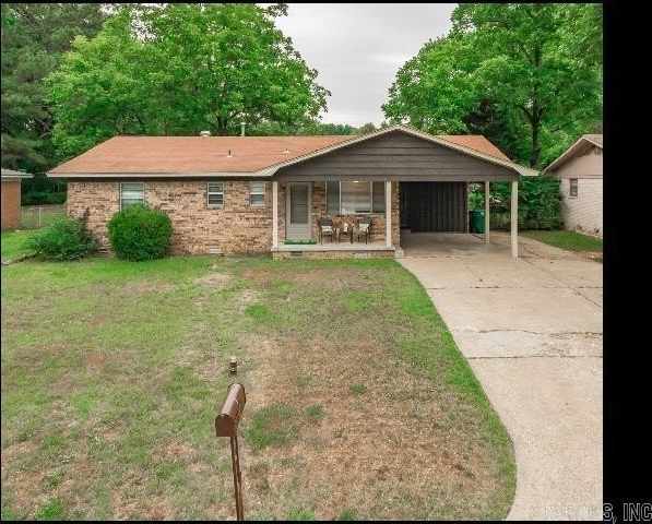 4716 Buckingham Place