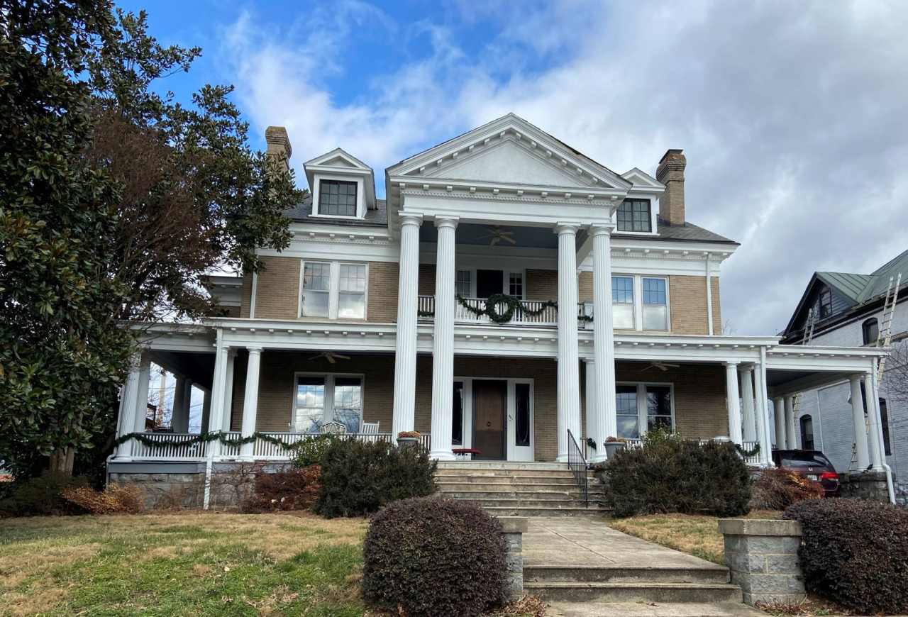 1 BR Apt in Old SW; Utilities  Wi-Fi included!