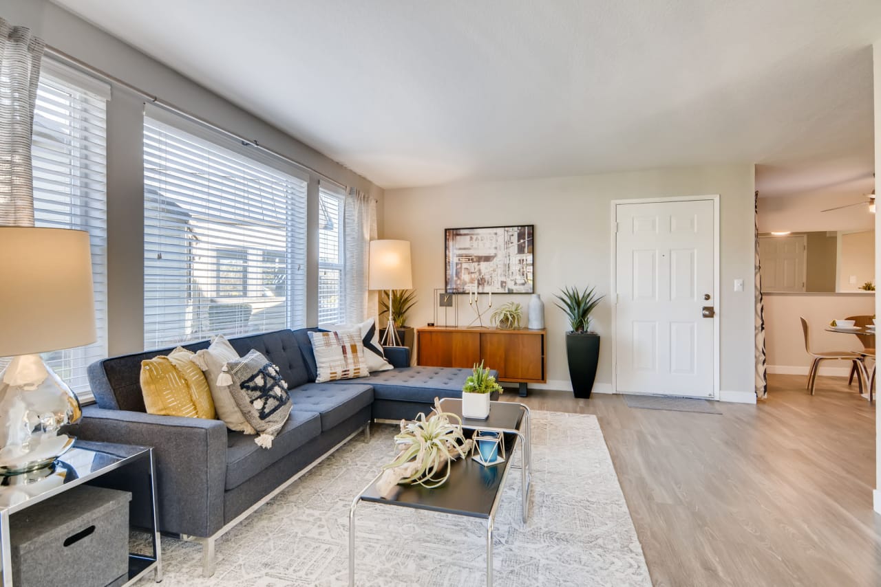 Rivercrest Meadows Apartments