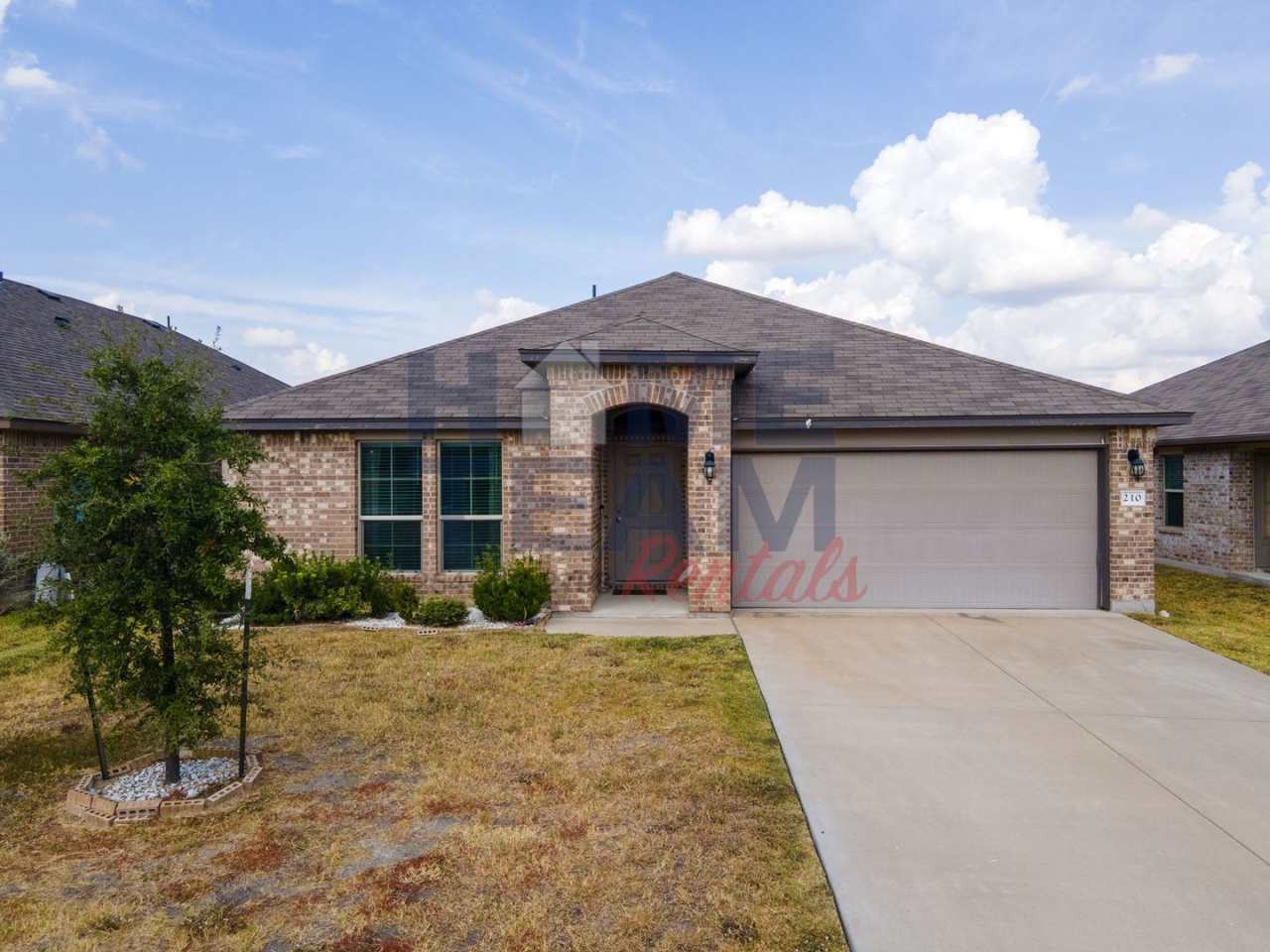 Half off of first month's rent!!!