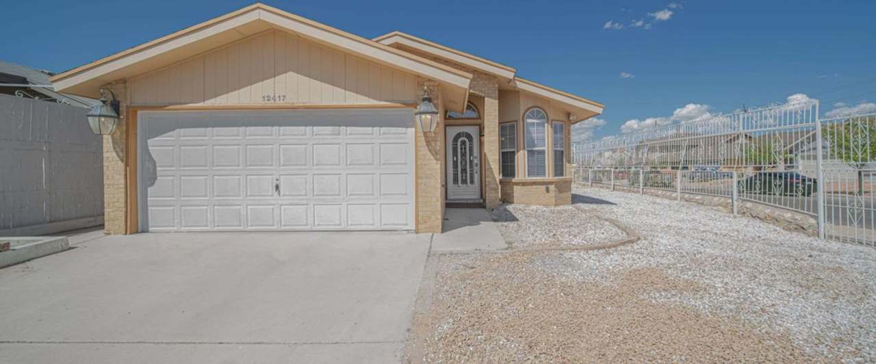 Adorable 2 bedroom, 2 bath home in East El Paso!