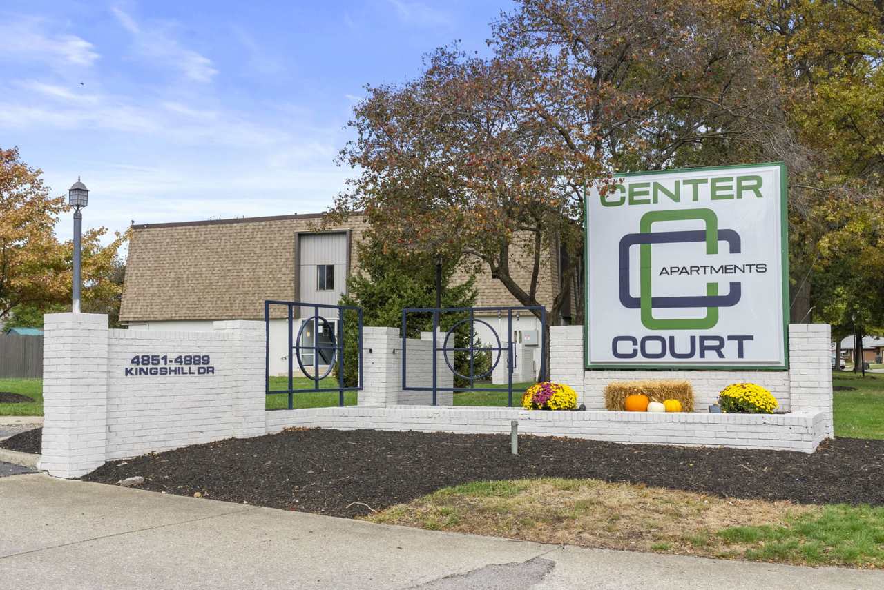 Center Court Apartments