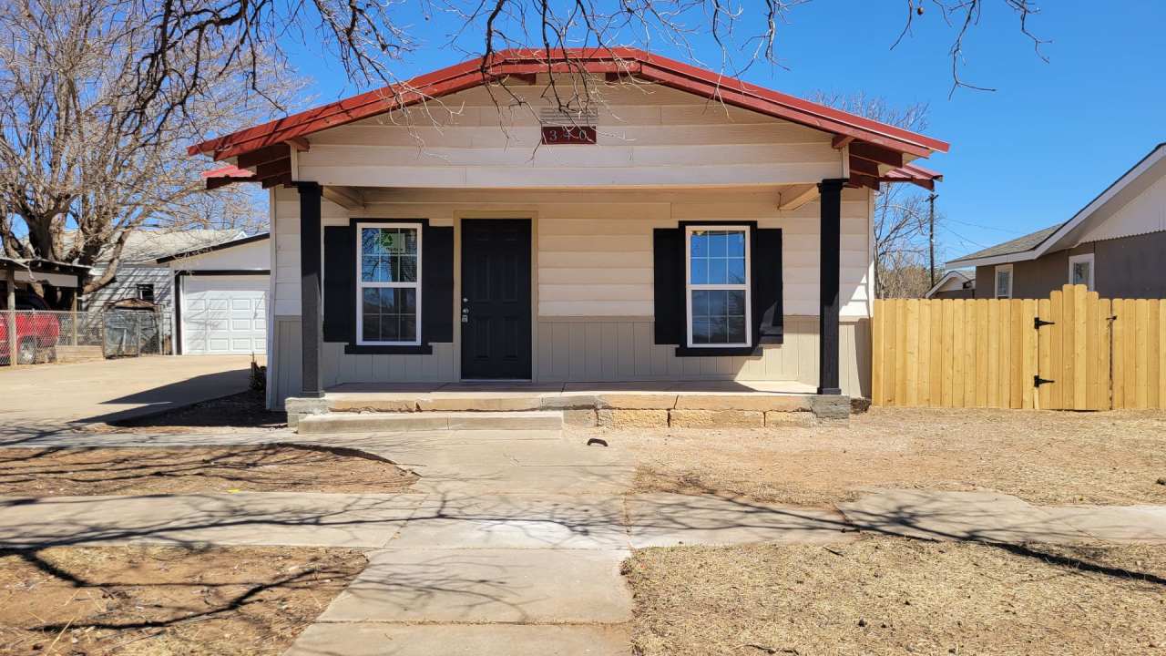 Totally Updated 3/1/2 A MUST SEE! Available July 1st!! 2025
