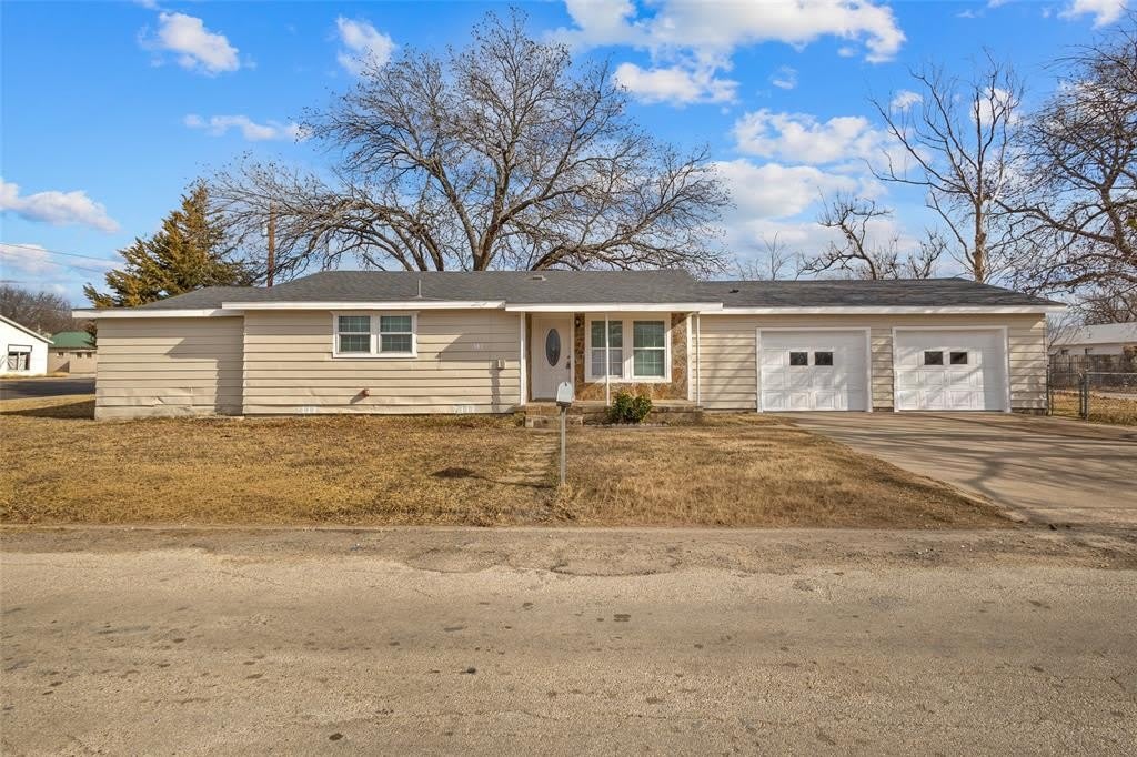 101 E Williams Street