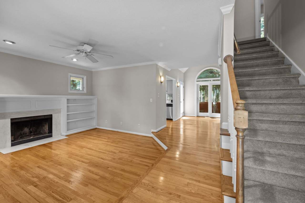 Inviting 3br house in Morrisville with wood floors, screened porch  deck in great location!