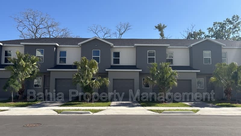 1217 Southstation Pl