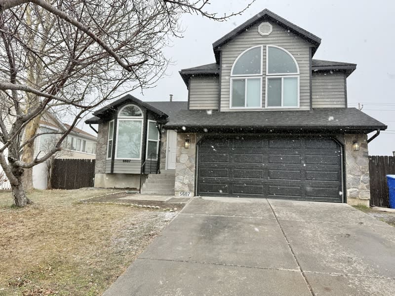 5687 S. Espirit Drive