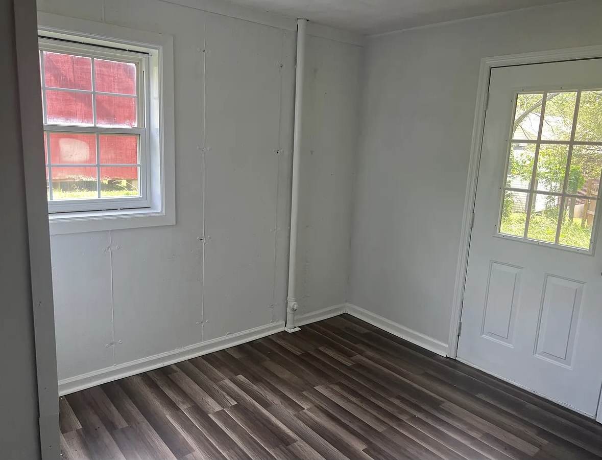 2535 Idlewild Blvd Ne