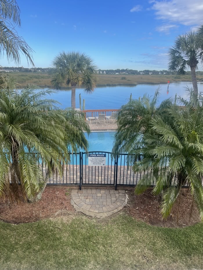 925 South Ponce De Leon Boulevard