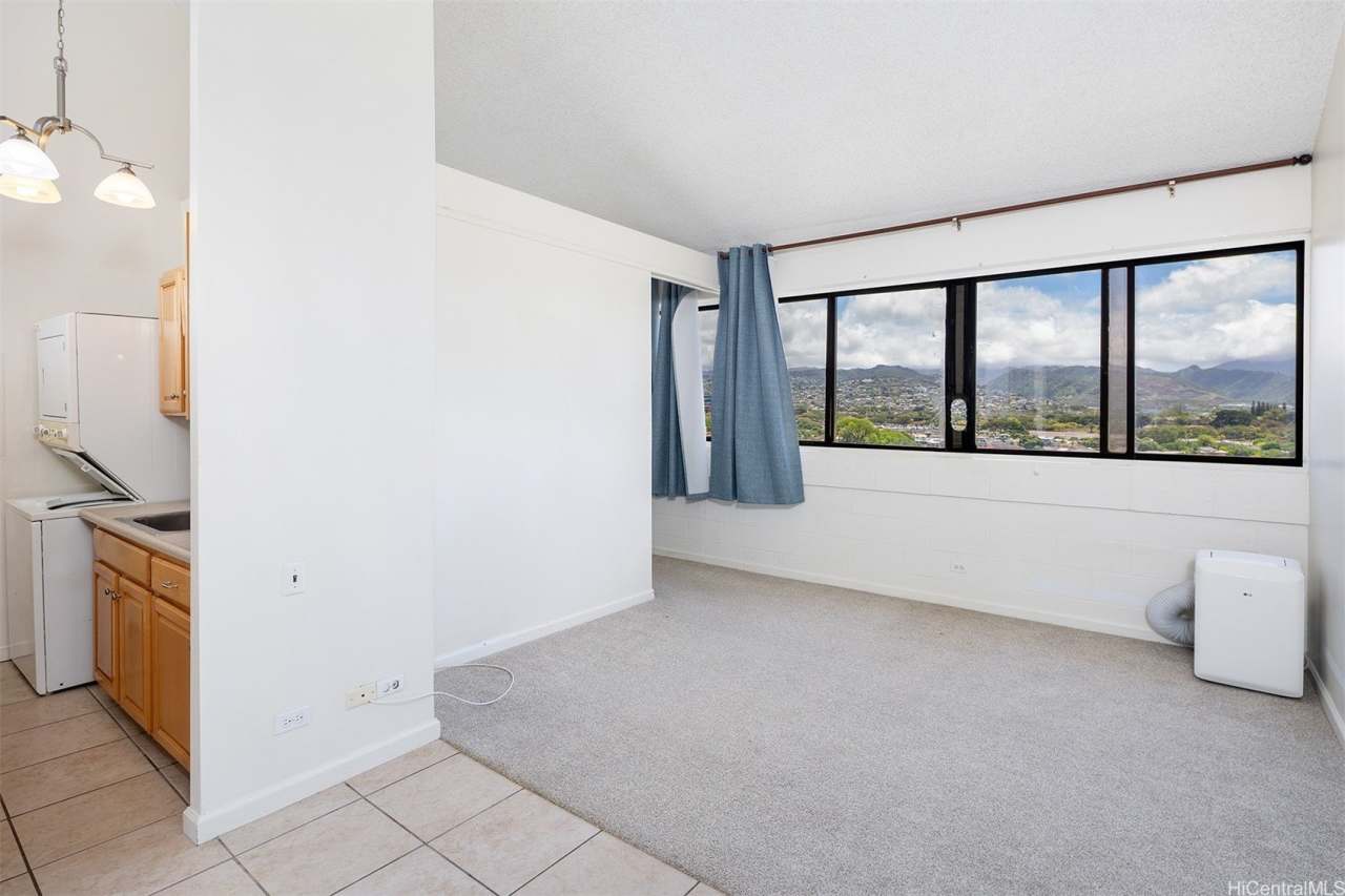 99-15 Kalaloa Street