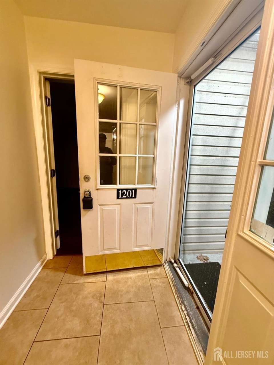 1201 Plymouth Rd Road