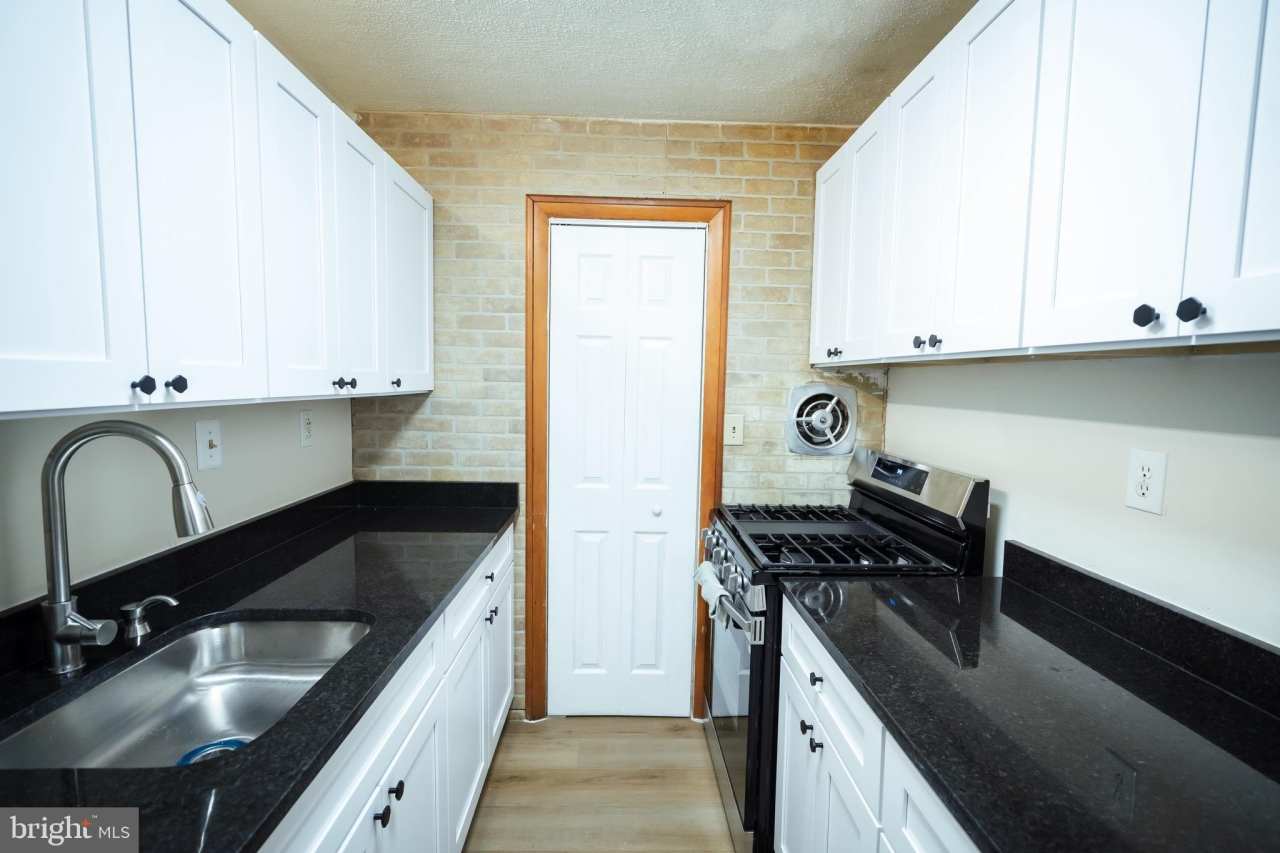 7507 RIVERDALE Road unit: 2064