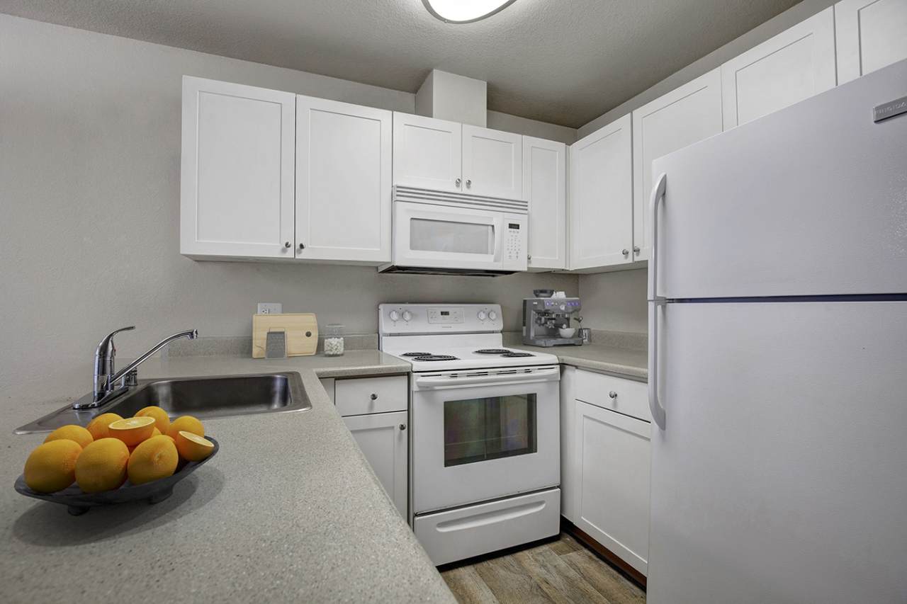 On the Green at Harbour Pointe