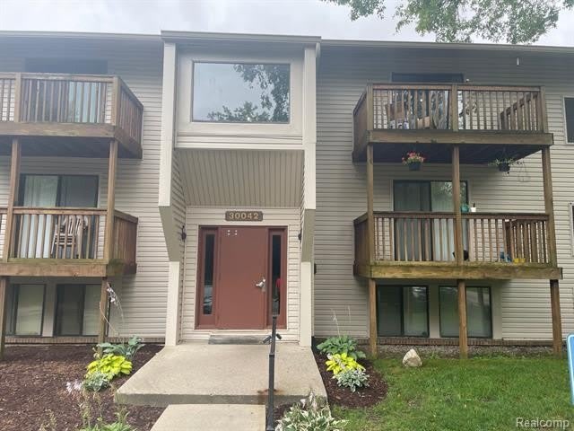 30042 W 12 MILE Road