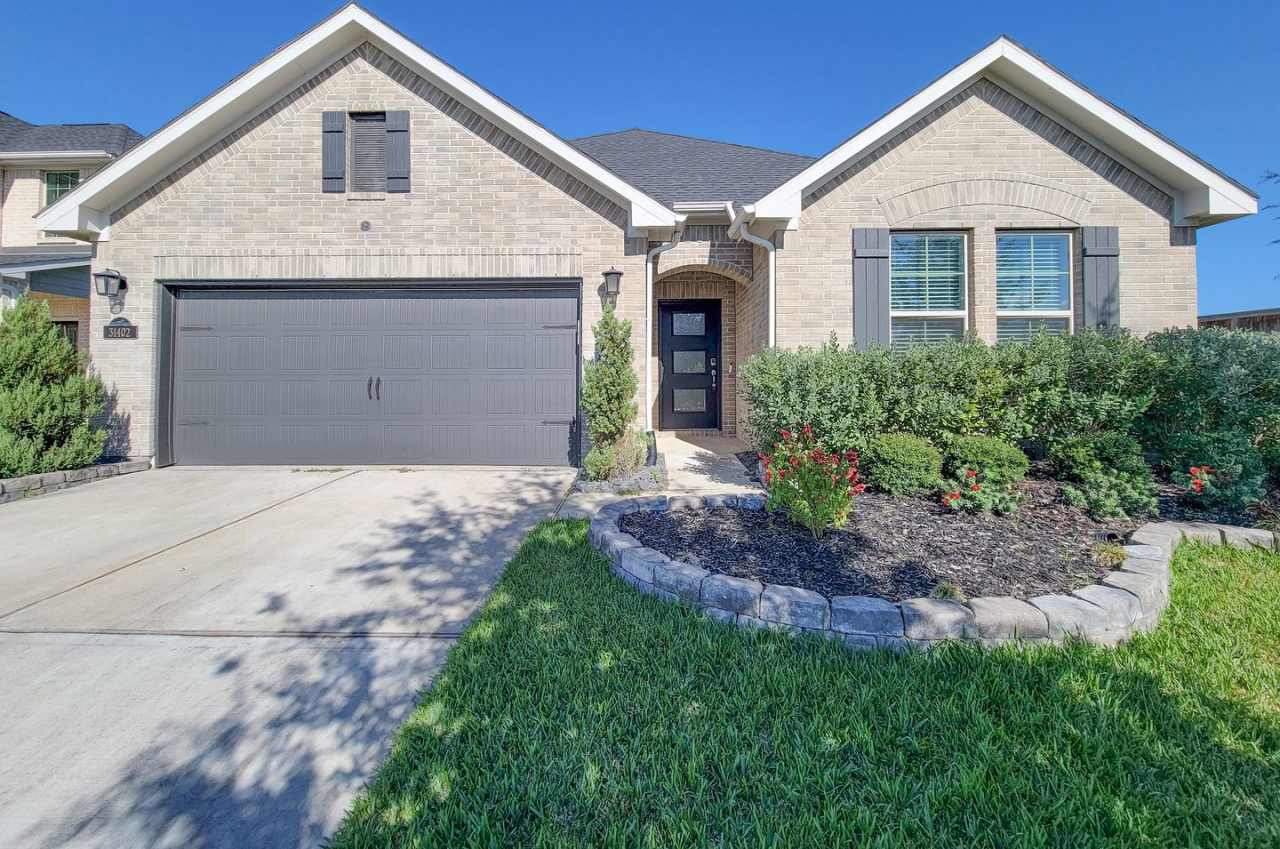 Charming three bedroom two bath home Fulshear