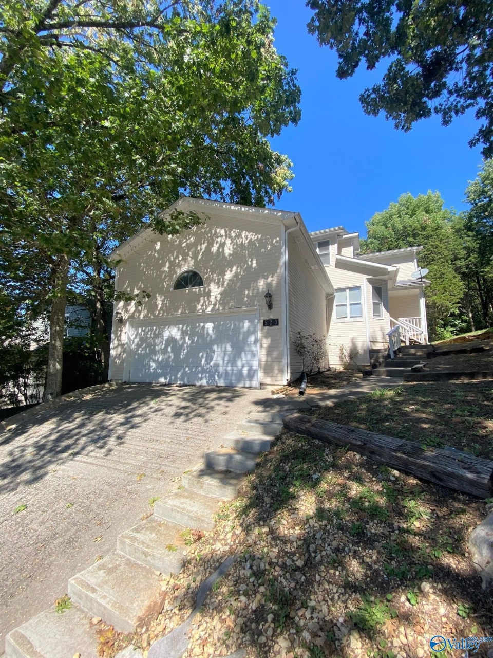 523 Farmingdale Road