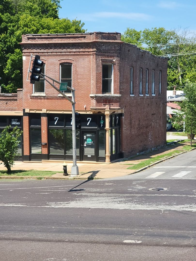 5601 S. Broadway St.