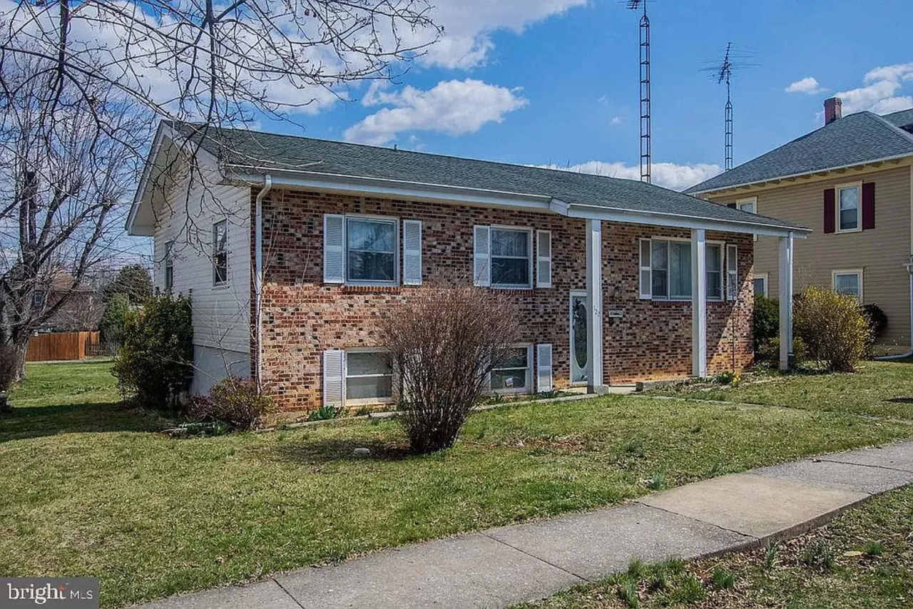 Fabulous West End location!